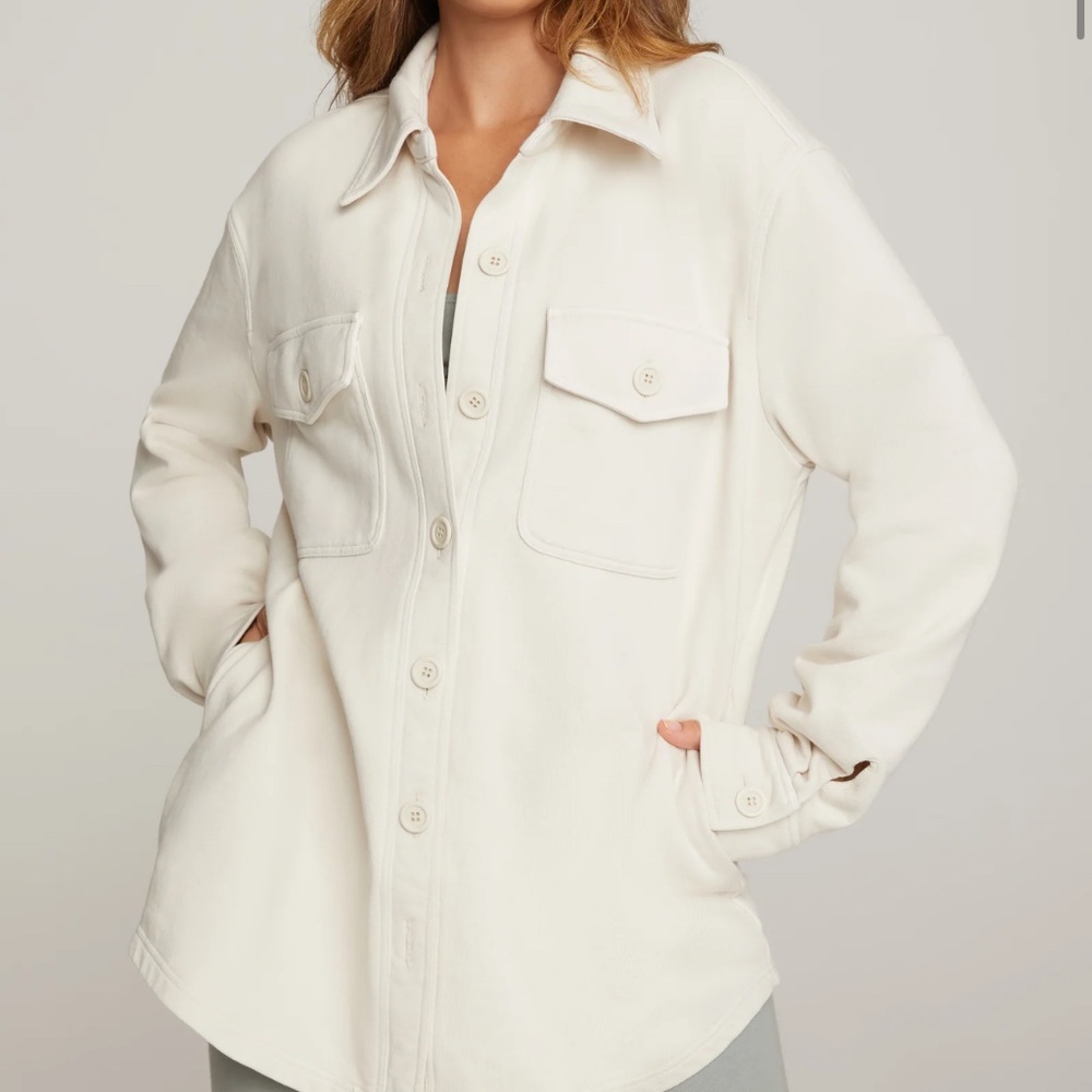 NEW WITH TAGS!! Good American Fleece Shacket Size Large Cream